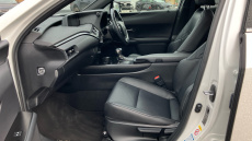 Lexus UX 250h E4 2.0 5dr CVT [Premium Plus/Sunroof] Hybrid Hatchback